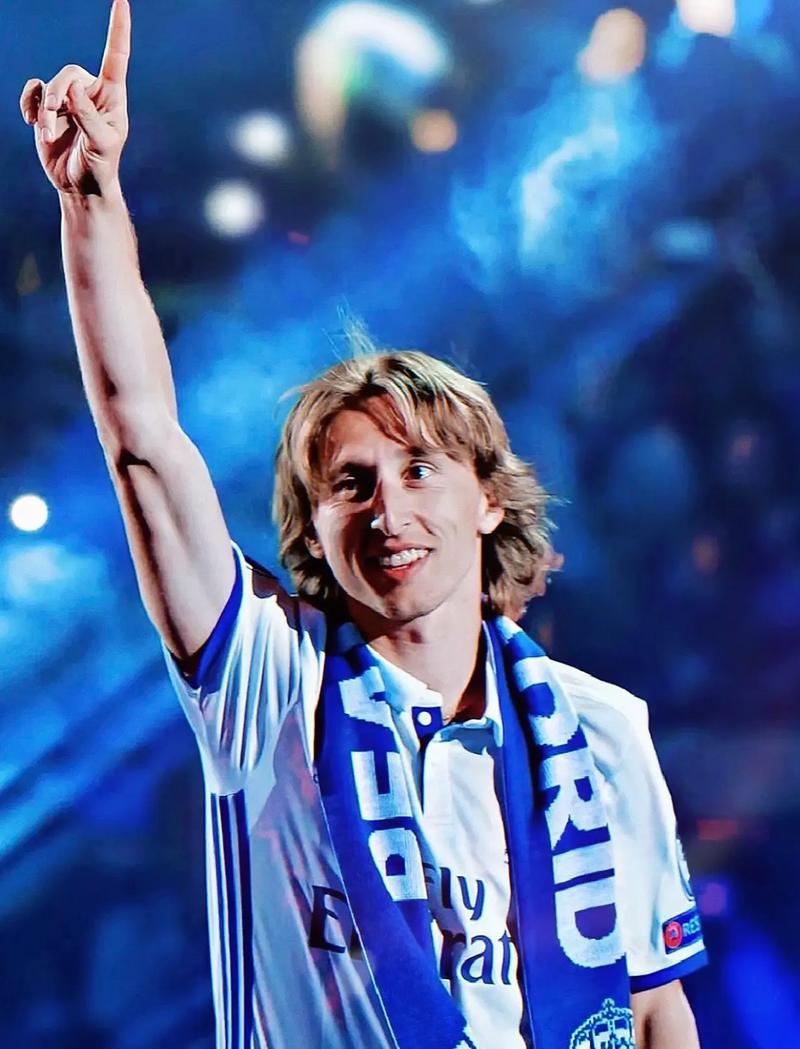 [德甲]奥利塞低射遭封堵 于帕跟进补射建功