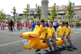 我晒干了沉默！河南后卫周缘德晒与网红田一名合影