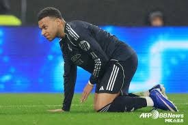 法甲-内马尔传射建功梅西休战 巴黎2-1洛里昂